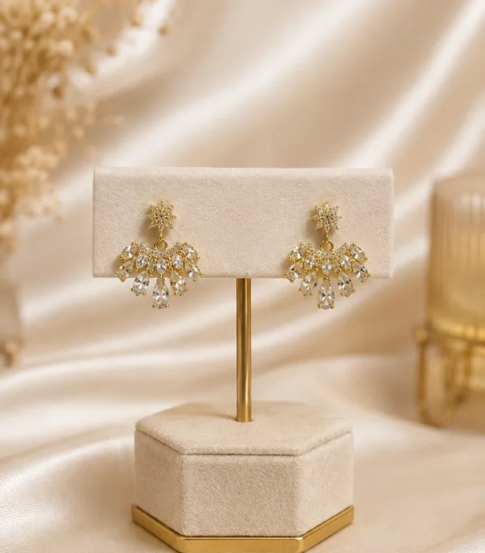 Nur Design Atelier Tasli Altin Celik Sallantili Kupe