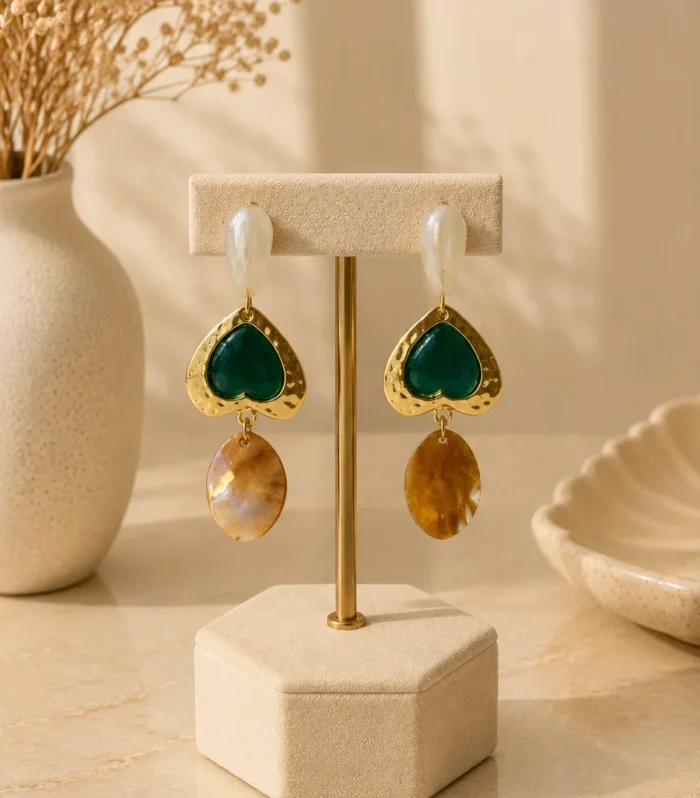 Nur Design Atelier Zumrut Yesili Kalp Formlu Sarkac Kupe