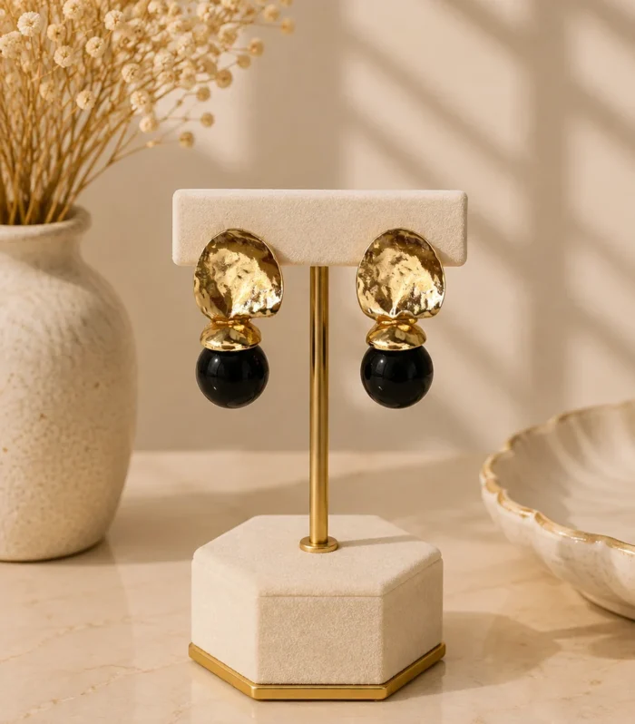 Nur Design Atelier Gold Siyah Boncuk Kupe
