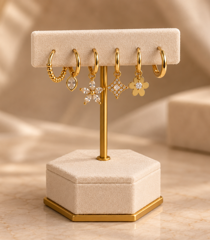 Nur Design Atelier Gold Tasli Figurlu Kupe Seti